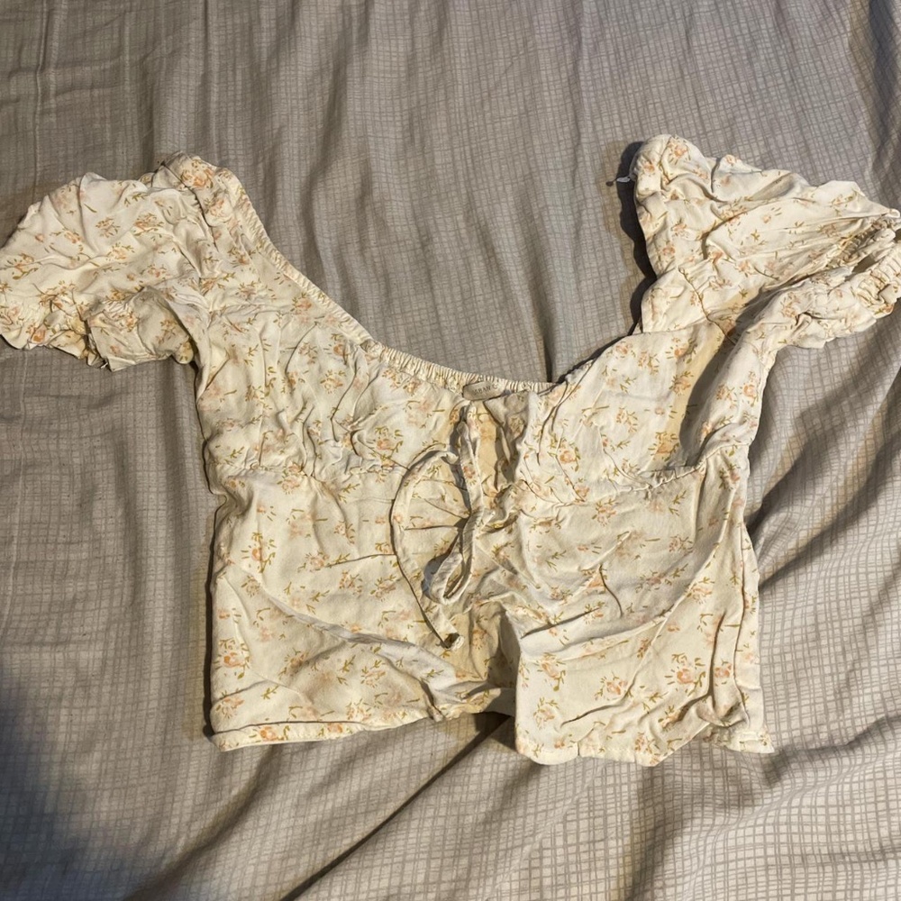 Urban Outfitters Floral Pattern Scoop Neck Crop Top Size XS